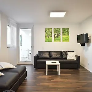 https://deluxe-ferienwohnung-apartment-stuttgart-centre-milaneo.stuttgart-hotel.com
